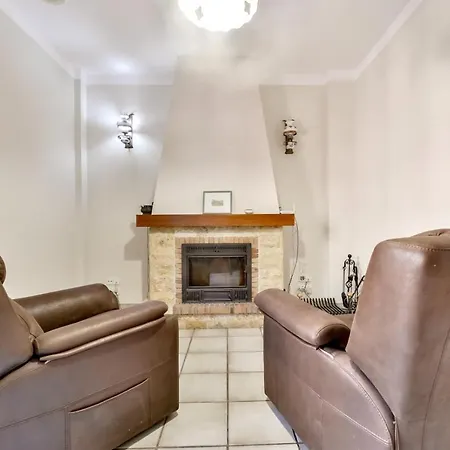 Anfisa Villa *